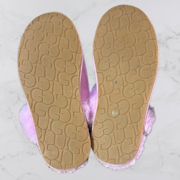 UGG Women’s Lavender Suede Slippers Size 10 - Picture 5 of 6